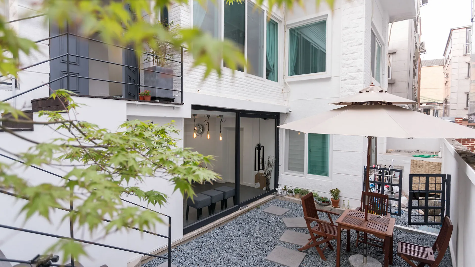Отель Mono House Hongdae 2 Сеул