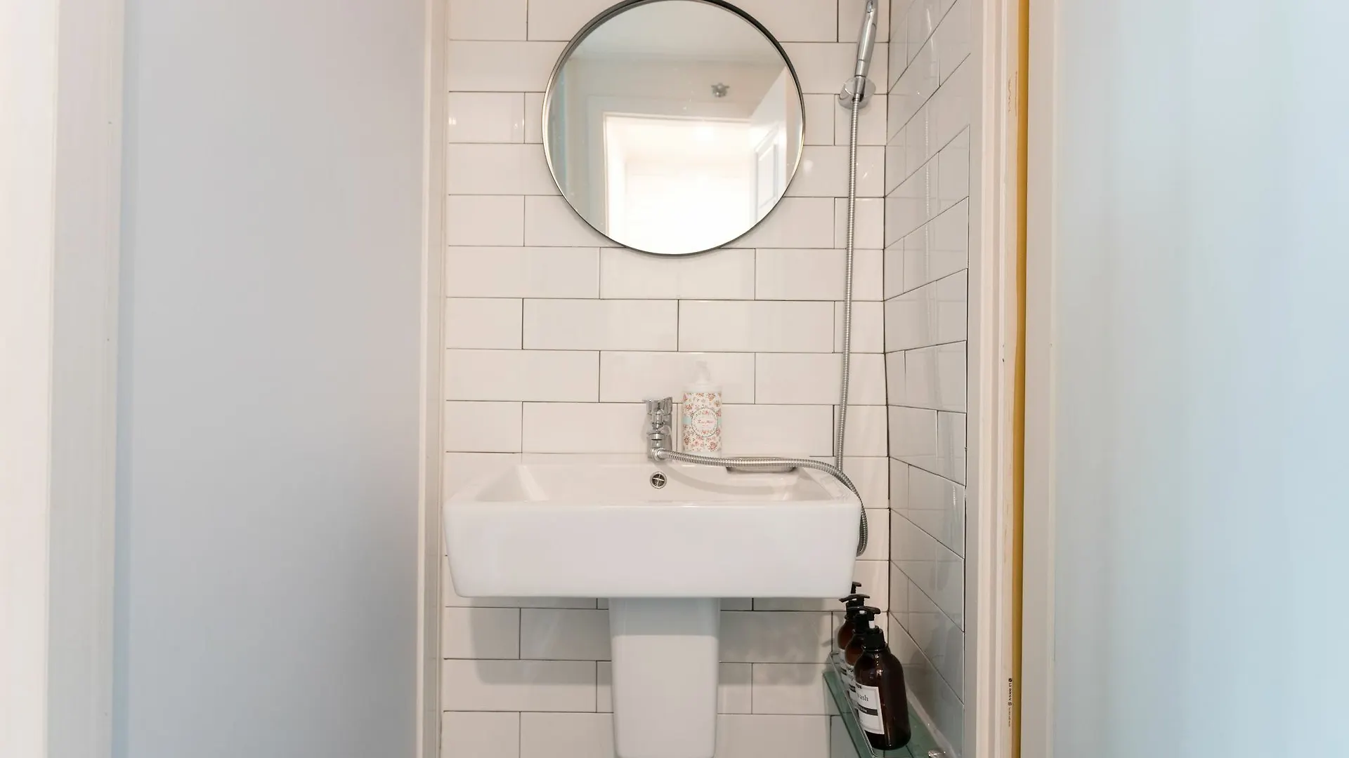 Отель Mono House Hongdae 2 Сеул