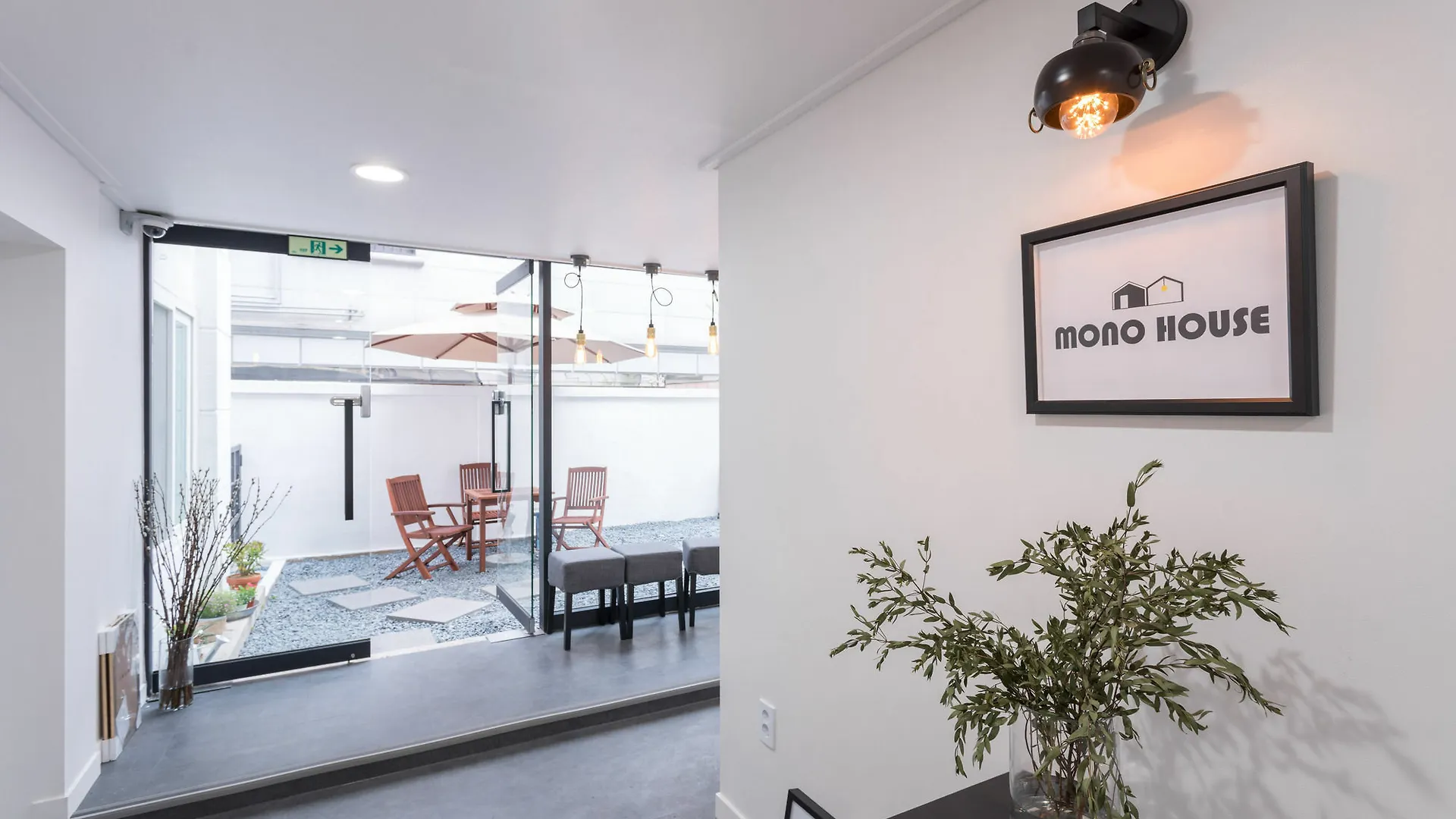 Отель Mono House Hongdae 2 Сеул