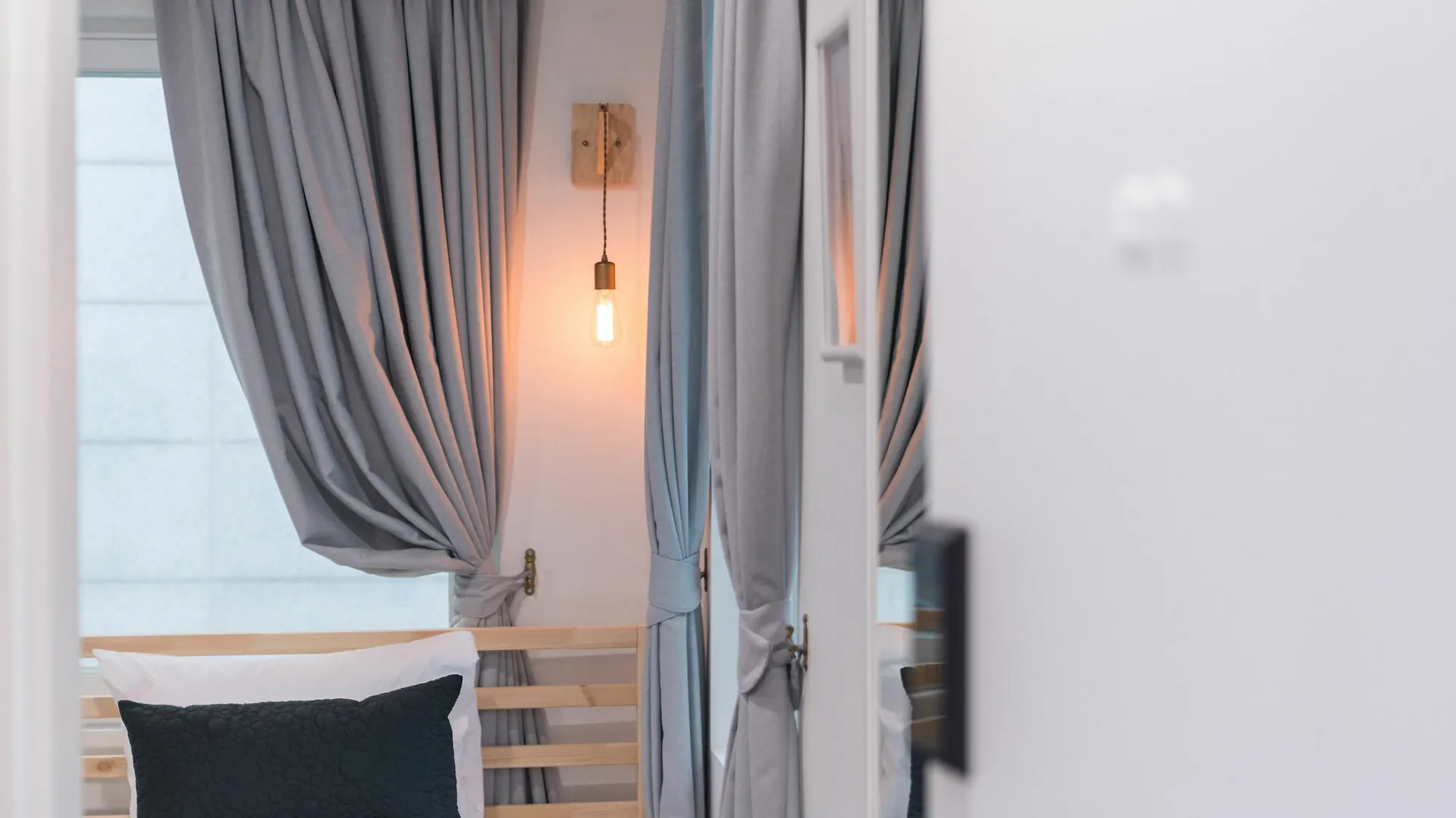 Отель Mono House Hongdae 2 Сеул